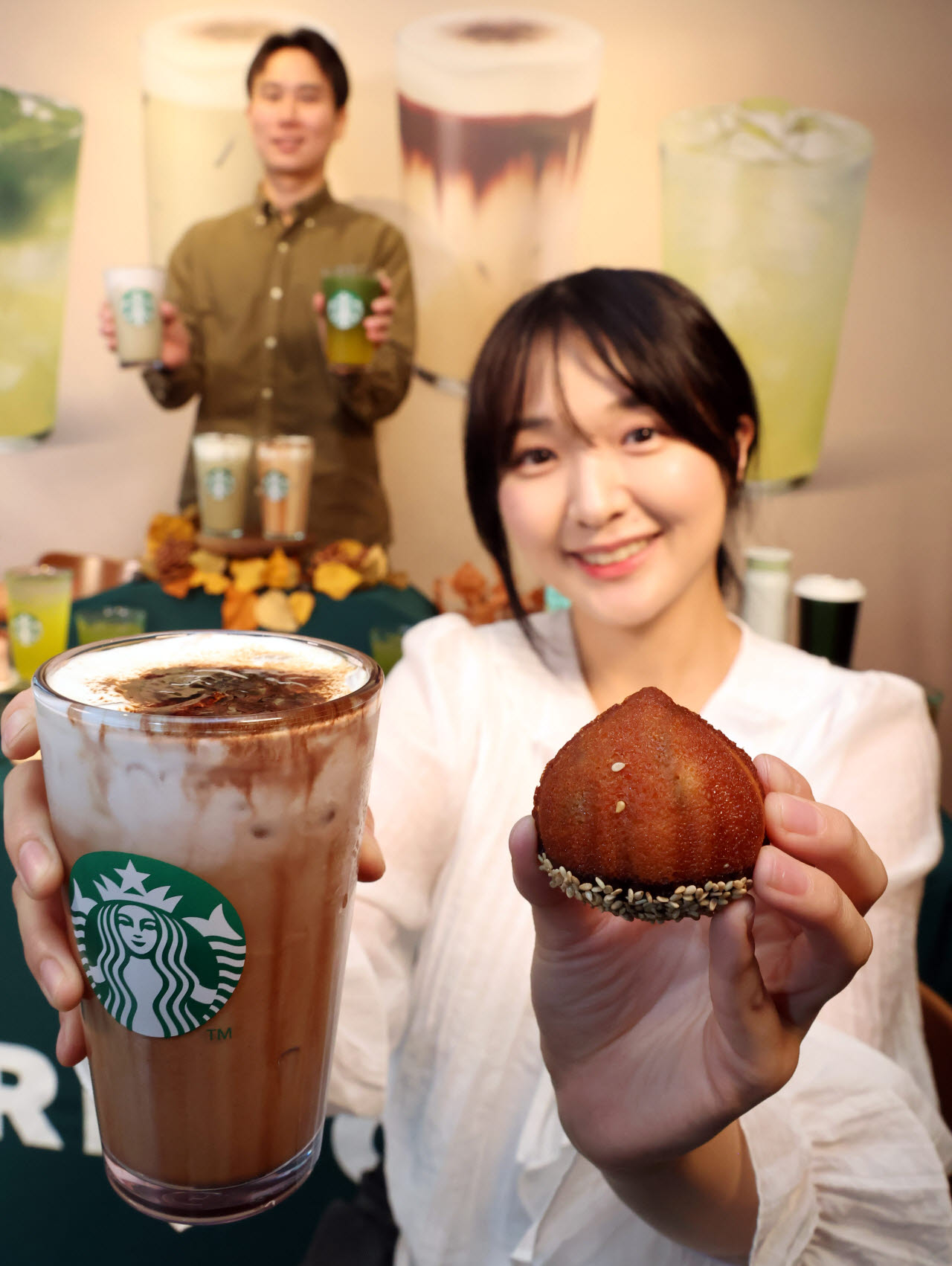 스타벅스에 찾아온 가을                                                                                                                                                                            