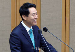 吳 “신속 공급 동의”, 金 “협의 많이 진전”…절충안 근접했나