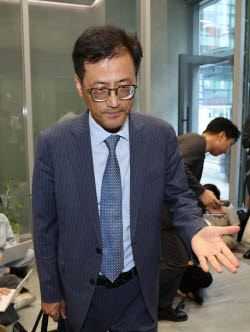 선관위 특검보 5명 첫 출근…"법과 원칙따라 실체적 진실 밝힐 것"