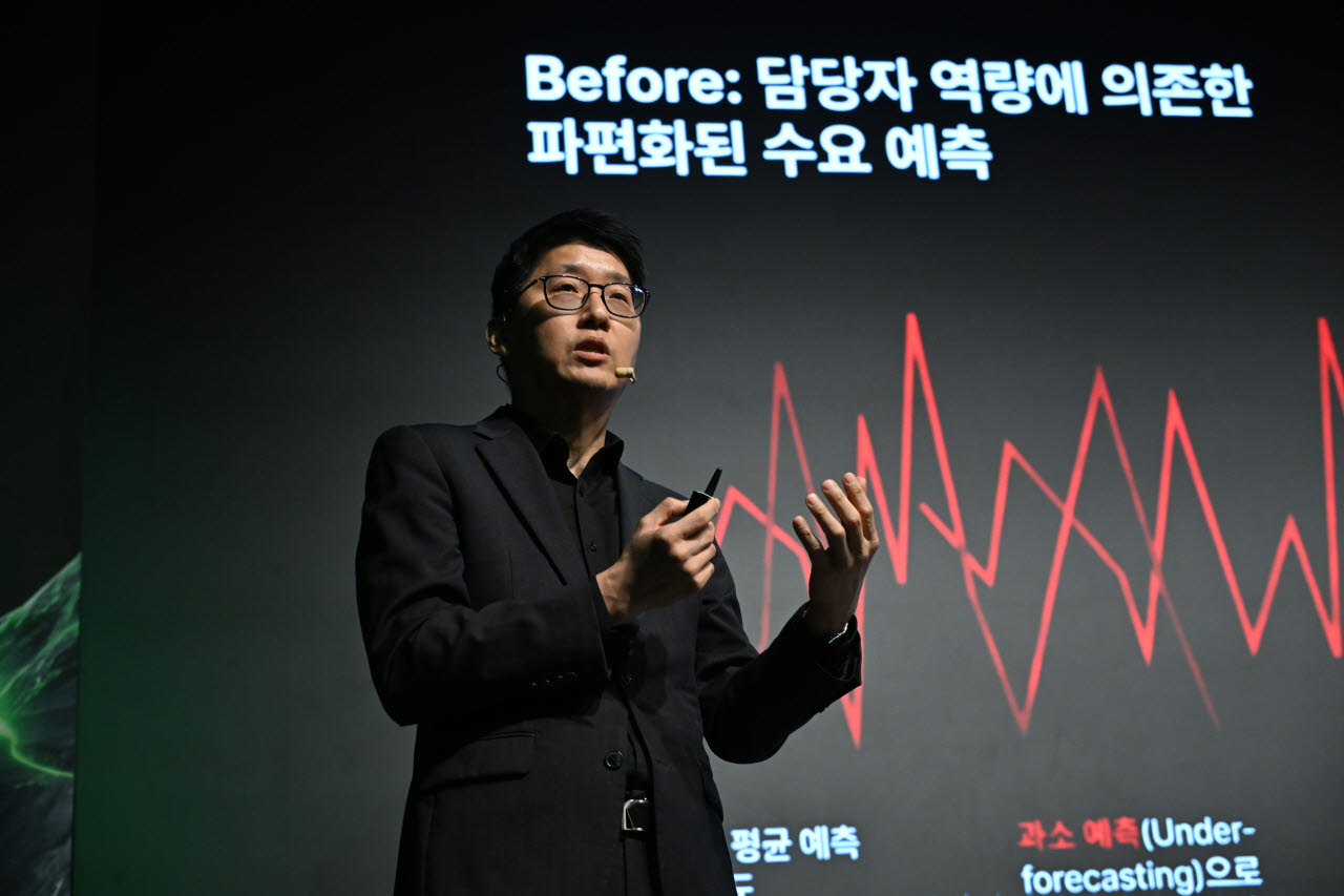 "AI 시대 핵심은 기술 아닌 현업 전문성...문제 정의할 사람이 경쟁력" - 뉴스 썸네일 이미지