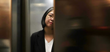 이번엔 옛 동료 등판…“용혜인, 작은 조직서도 여성 피해 외면”