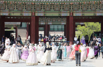 서울 “가고 또 가고”…아시아 재방문 여행지 4위
