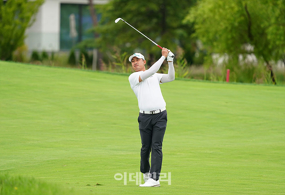  박은신, 정교한 컨트롤샷                                                                                                                                                                          