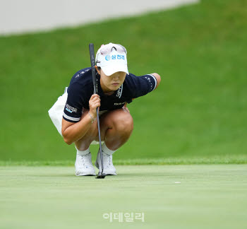 [골프IN화보] 고지우, KB금융 챔피언십 3라운드 경기 장면