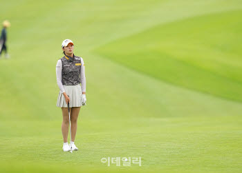 [골프IN화보] 방신실, KB금융 챔피언십 3라운드 경기 장면