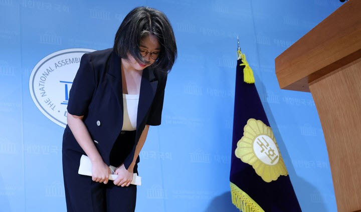 용혜인 먼저 접은 李대통령…인사 부담 덜고 김승원 지키나