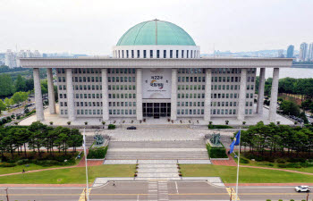 [단독] 의무공개매수제도, 50%+1주로...시행령 안두기로