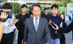 김승원, 李 기자회견 하루 만에 자진 사퇴…2기 개각 두번째 낙마(종합)