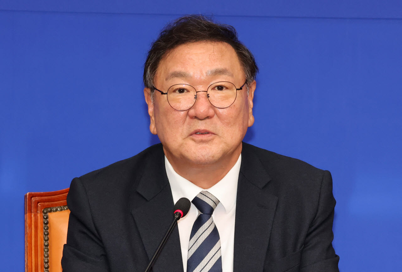 기자간담회에서 발언하는 김태년 더불어민주당 개헌추진단장                                                                                                                                          