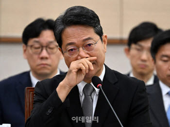 ‘김승원 블랙홀’ 5대 미스터리…자진사퇴에도 의혹투성이 [이슈 현미경]