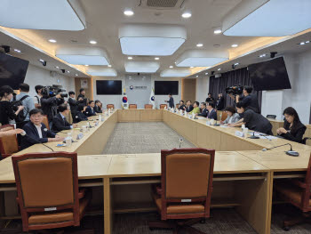 제넨셀 논란에도 자체조사 안 한 식약처…자료 제출 요구엔 “열람만”(종합)