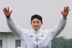 카누 남자 1인승 장상원-혼성 2인승 최민규-선민주, 나란히 銀