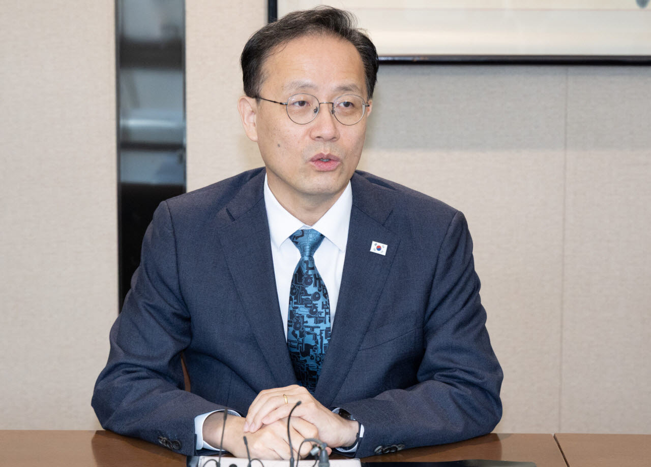 발언하는 이형일 경제부총리 겸 재정경제부 장관                                                                                                                                                     