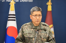 [속보]합참 “DMZ 폭발, 北 지뢰 가능성 매우 높아…상응 조치”