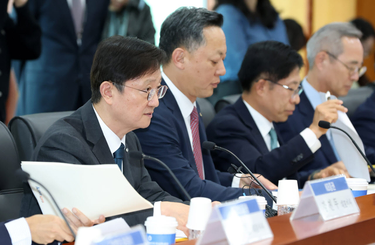 발언하는 이찬진 금융감독원장                                                                                                                                                                      