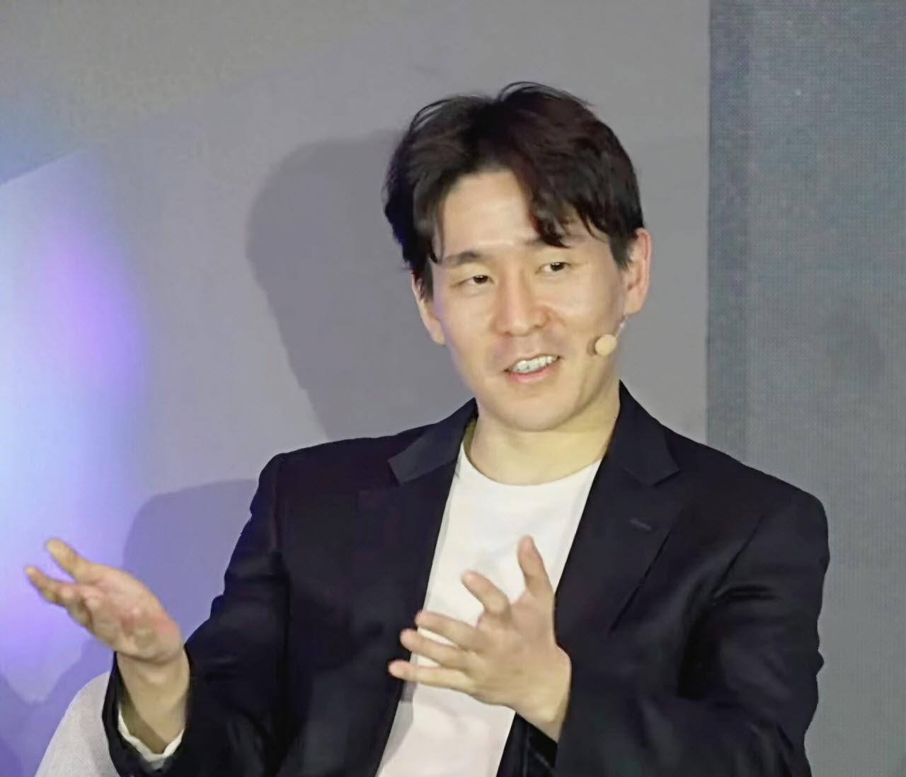 "LLM만으론 로봇 제어 못 해"… AI 전문가들이 낸 해법은