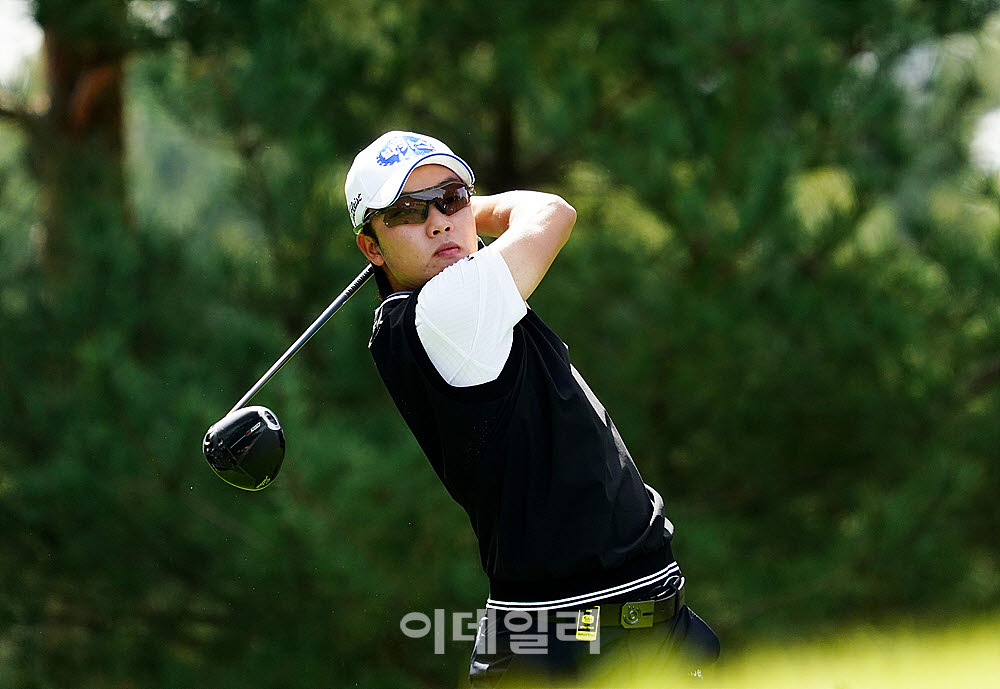  송민혁, 호쾌한 샷으로 두번째 트로피를 노린다                                                                                                                                                     