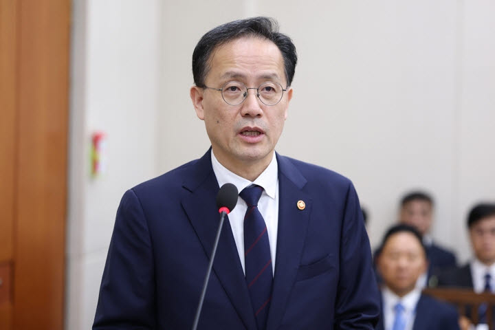 이형일·권대영, 레버리지 ETF 손실에 “송구”…도입 경위 두고 공방