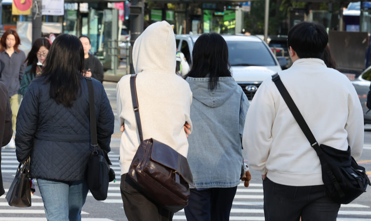 "어제보다 춥다" 아침 최저 3도…'누리호 발사' 고흥 쾌청[오늘 날씨]