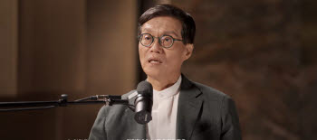 '좋을 때 나쁠 때를 준비해야'…반도체 호황에 대한 이창용의 진단
