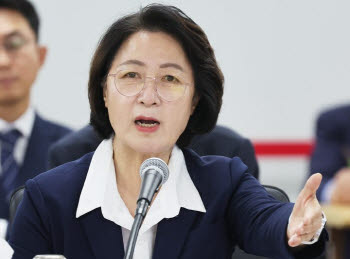 추미애 "李대통령 '호의호식' SNS, 내 이야기 아냐"
