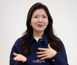 이혜미 아트사이드 대표 "그림의 힘 믿기에…사람과 예술 잇는 다리 되고파" [W페스타 2026]