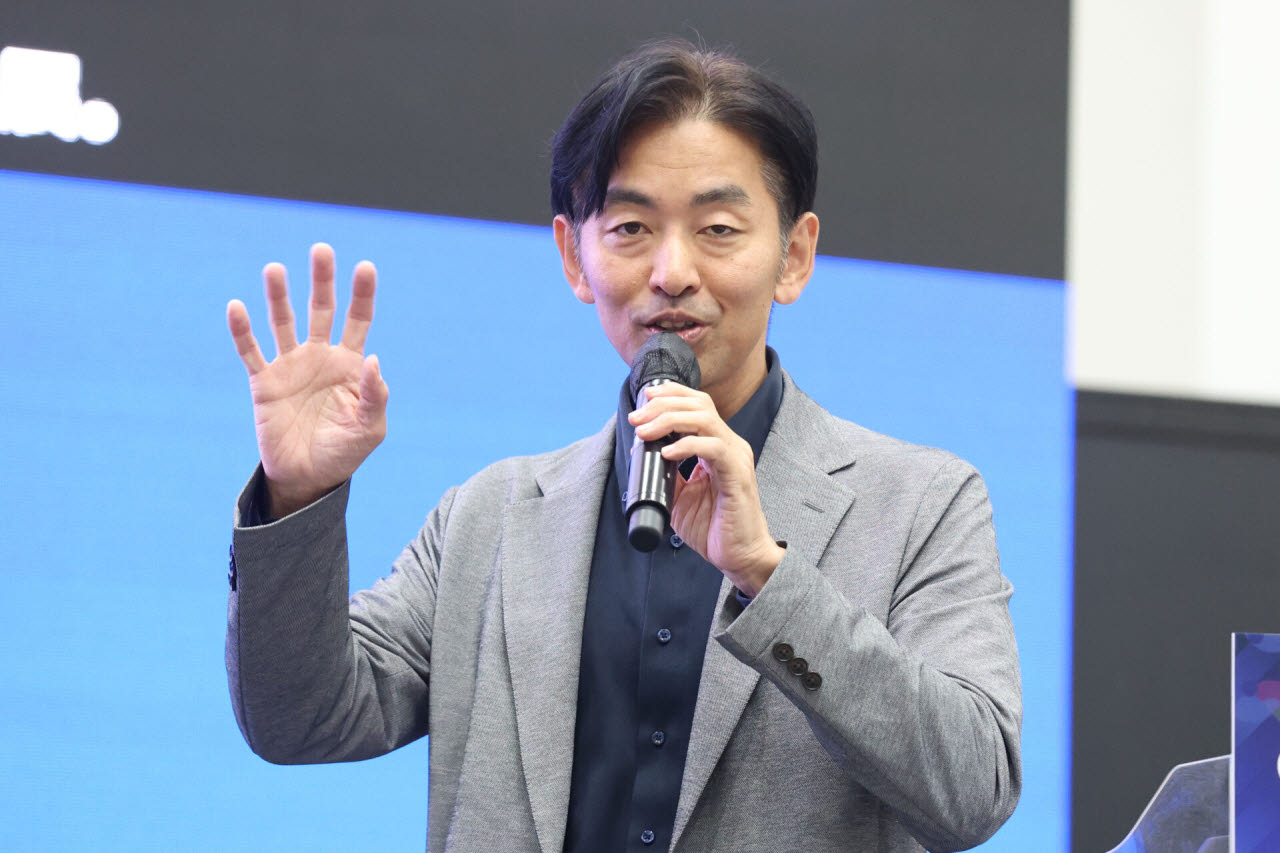 [포토]日 사회학자 나카야마 아쓰오 박사의 발표