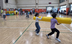 비 와도 체육수업 해야 하지만…체육관 없는 학교 439곳