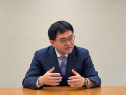 “레드불 대신 두드러기 치료”…日 의사가 본 ‘옴리클로’ 경쟁력[WAC 2026]