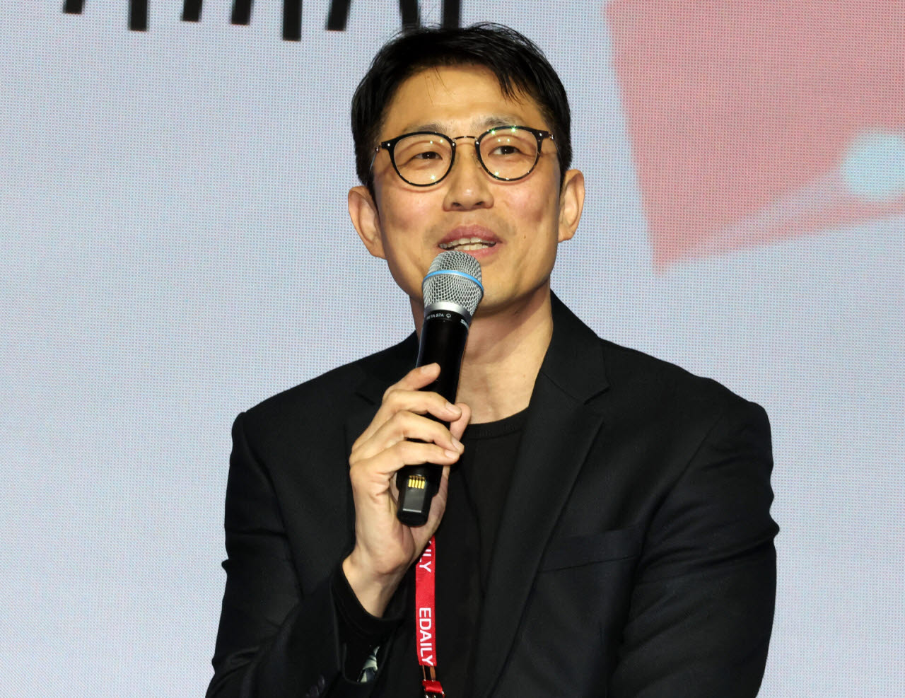 [포토]장항준 감독과 대담하는 김태훈 팝 칼럽니스트