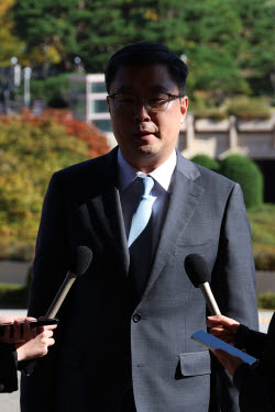 ‘이화영 재판 집단퇴정’ 사건 부장검사 2명 징계 면했다(종합)