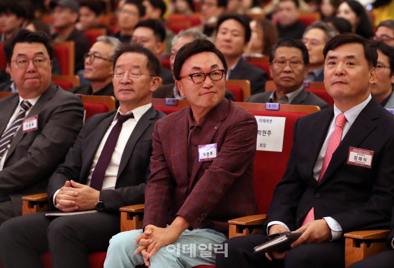 [포토] 청년 특강 참석하는 박현주 미래에셋 그룹 회장