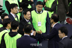 [속보] 특검·국힘 참관단, 올공 현장검증 촬영 합의…녹화방송 형식