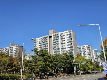 [르포] 부천 아파트 17.8억? 신고가 속출...'서울 포기' 신혼부부 몰린 곳