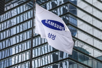 [속보]삼성전자, 3Q 영업이익 107조4400억원…전년比 783%↑