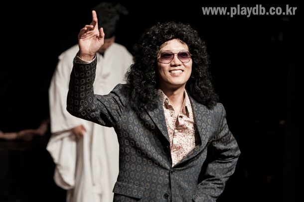 “아버지 칠순 잔치에 온 것 같아” 박희순·손병호 <백마강 달밤에> 연습현장