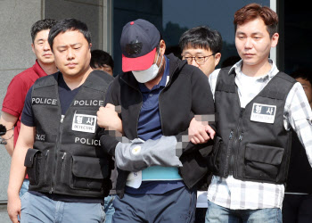 아내 죽인 前 김포시의장…2심, "살인 아닌 상해치사" 형량 반토막