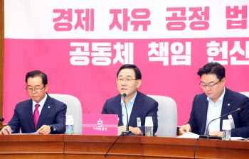 박원순 후폭풍 여전…野 파상공세 vs 與 민심수습(종합)