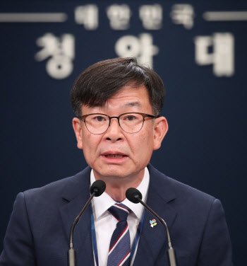 김상조, 그린벨트 해제 해법 재확인…"당정 의견 정리했다"