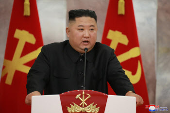 김정은 "자위적 핵 억제력으로 안전과 미래 영원히 담보"(속보)