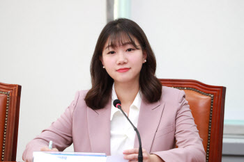  `24세` 박성민 민주당 청년대변인