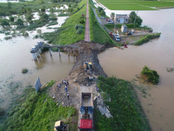 '열흘간의 비극'…폭우로 사망 31명·실종 11명·이재민 6946명