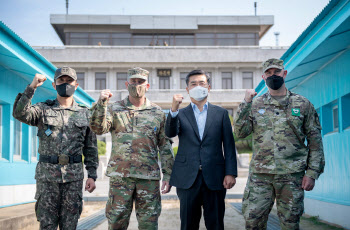 판문점 JSA 찾은 서욱 국방장관, 9.19 군사합의 이행 강조