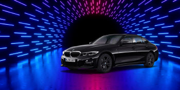 BMW ‘뉴 320i 블랙 수트’ 한정판 100대 출시…5420만원