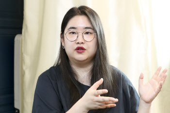 플러스사이즈 모델 김지양 "충분히 노력했다면 영웅…포기도 괜찮아"