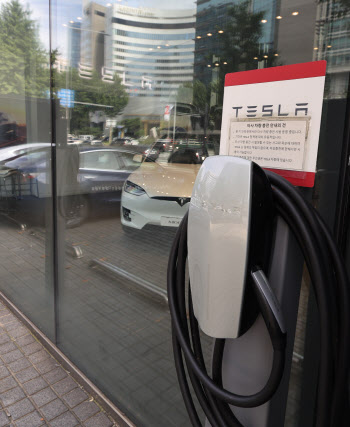 테슬라가 바꾼 車패러다임…배터리·연료전지 관련 특허출원 활활