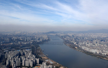 수도권 미세먼지 '나쁨'…일교차 크게 벌어져