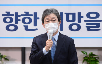 유승민, 대권 재도전…"서울시장 생각안해"