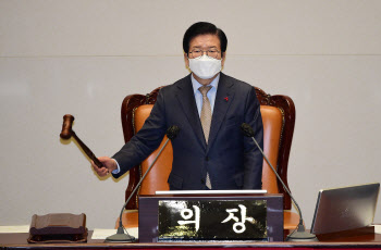 박병석 국회의장, 취임 6개월 만에 주변국 외회 정상 회담 마무리