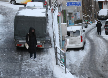 서울시 "내일까지 출퇴근길 지하철·버스 운행 늘린다"